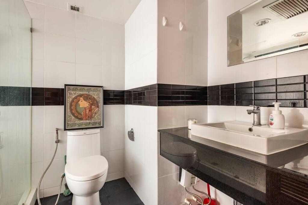 Apartment Selfcheckin Omni Tower Sukhumvit4 Nana Asoke Bts Mrt Hispeed Wifi Pool&gym Bangkok