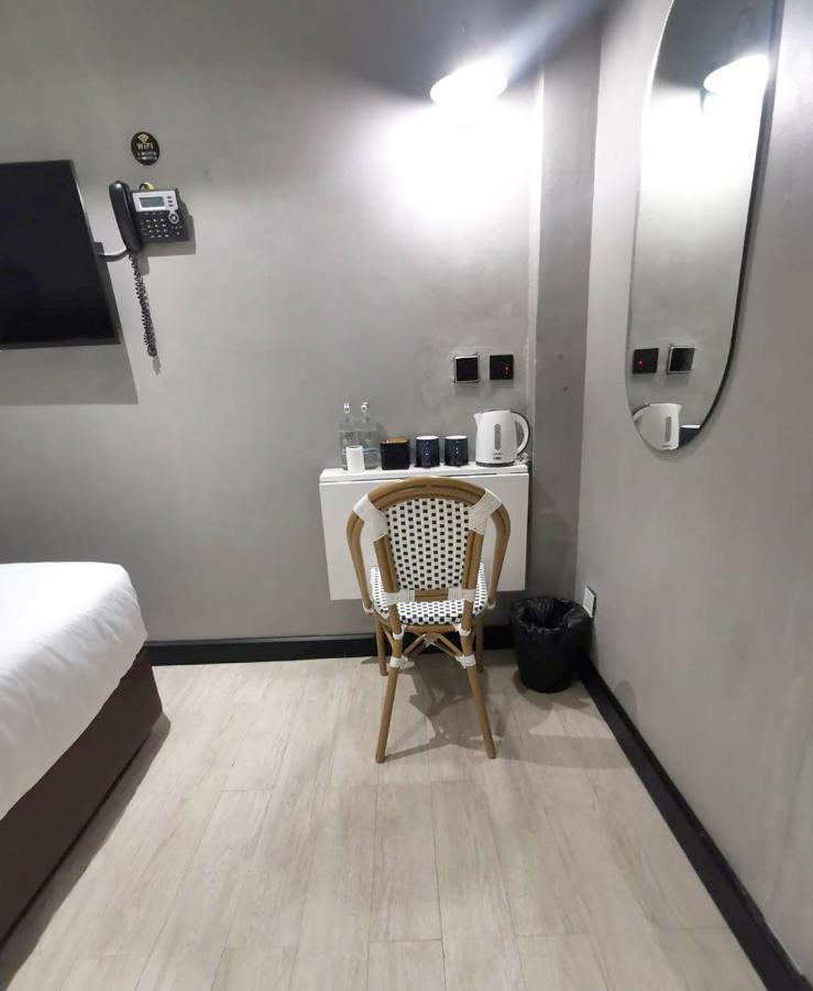 Homie & Cafe Hotel 3*