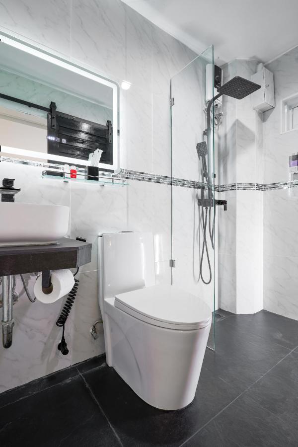 Thonglor Hotel