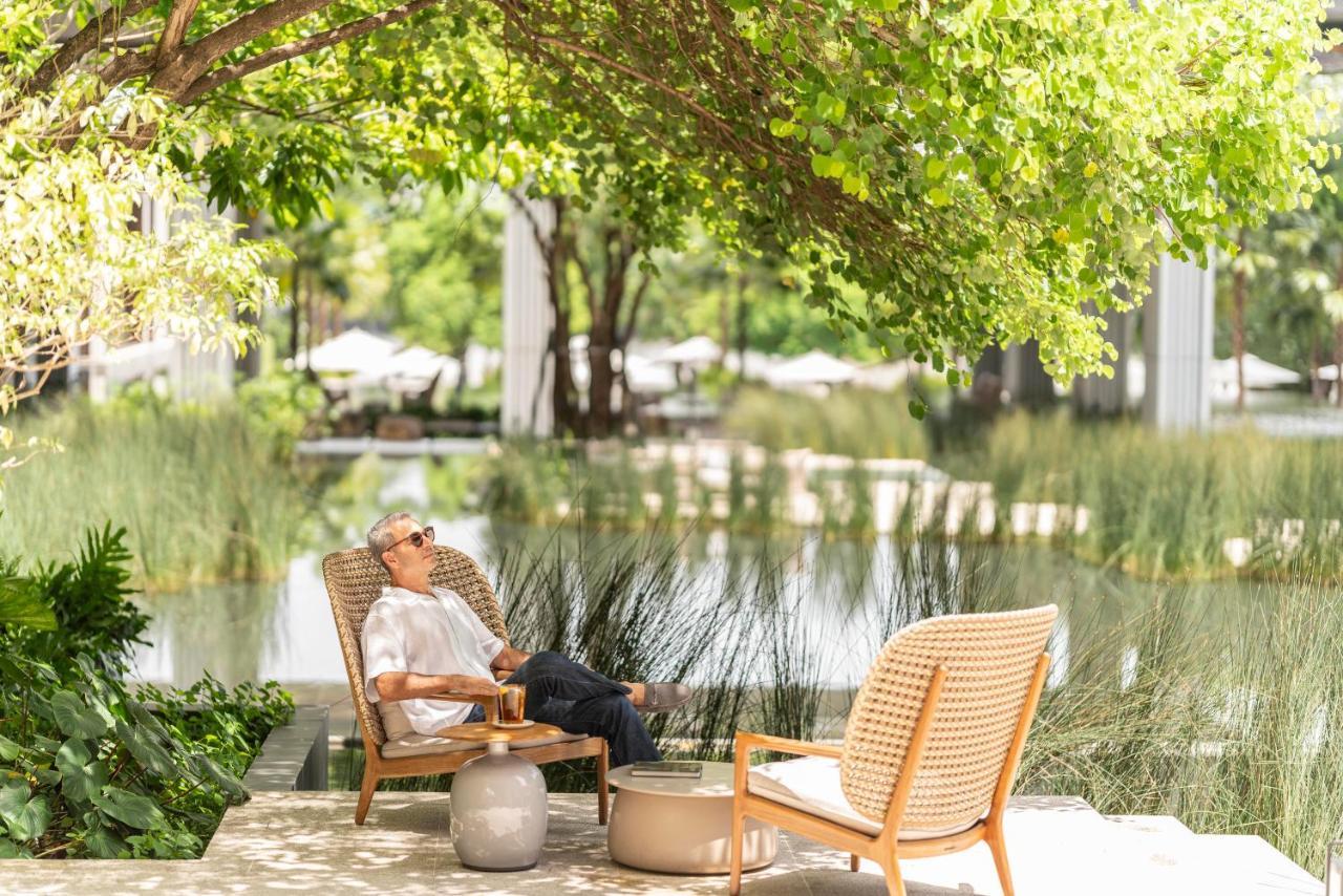 Hotell Four Seasons At Chao Phraya River 5*