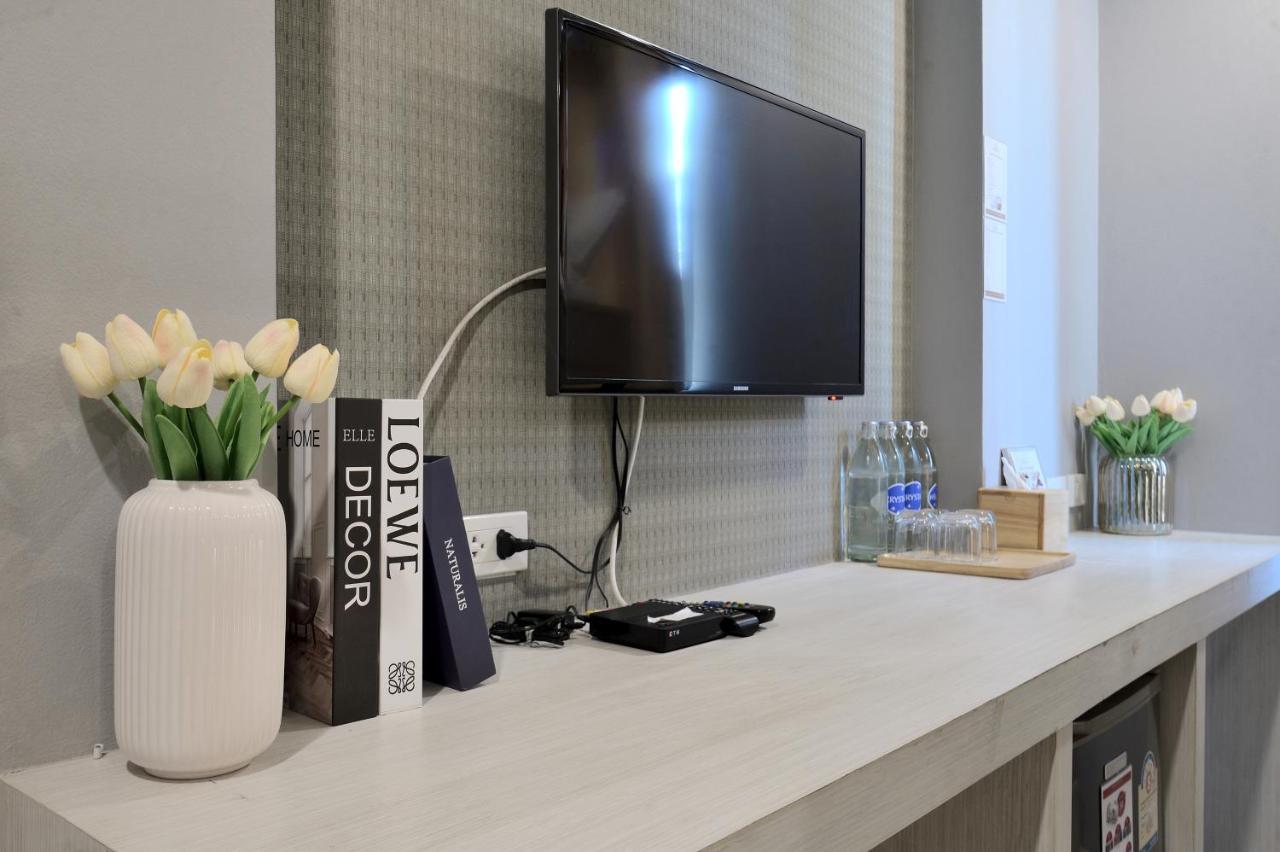 De Lux Hotel Bangkok