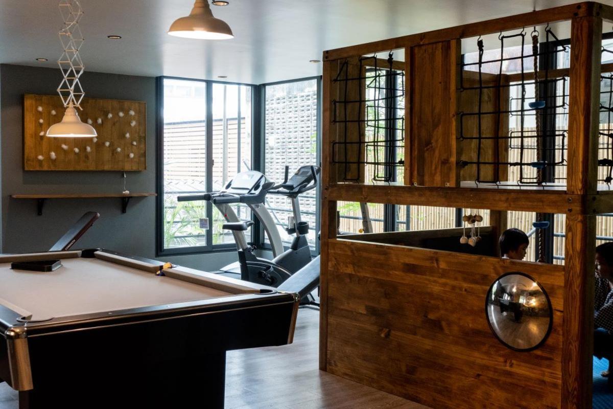 Khách sạn Karaarom 4*