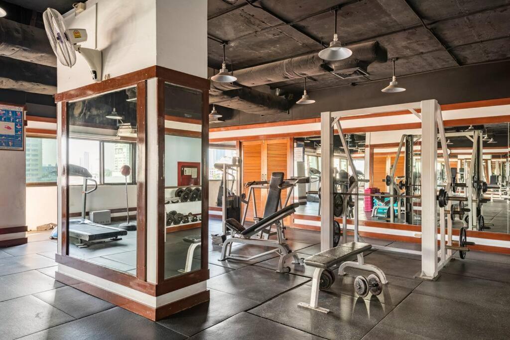 Selfcheckin Omni Tower Sukhumvit4 Nana Asoke Bts Mrt Hispeed Wifi Pool&gym