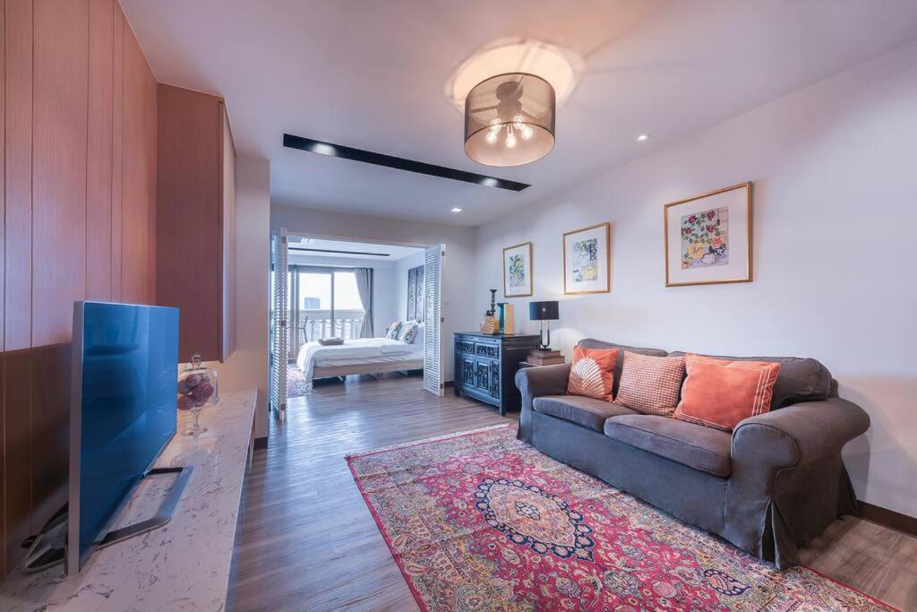 Appartement Bangkok, 5 Stars River View & Characteristic Decor