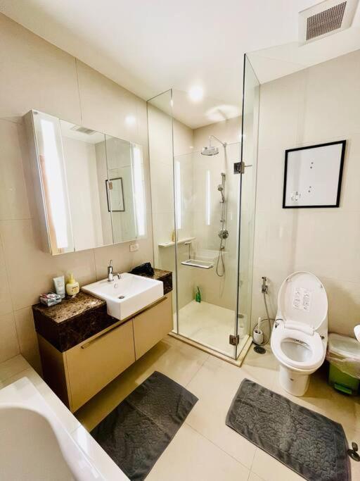 Luxury 2br On The Clouds In Prime Area Apartment Bangkok