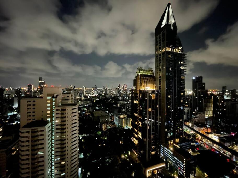 Apartment Luxury 2br On The Clouds In Prime Area Bangkok