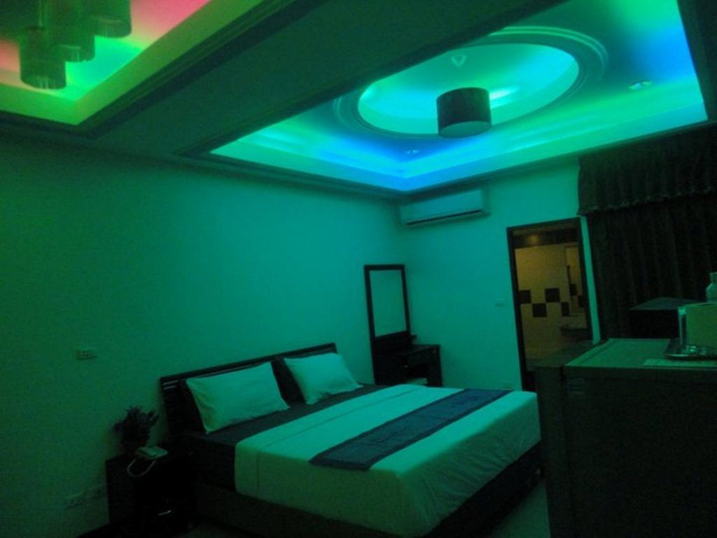 Soravit Place Inn