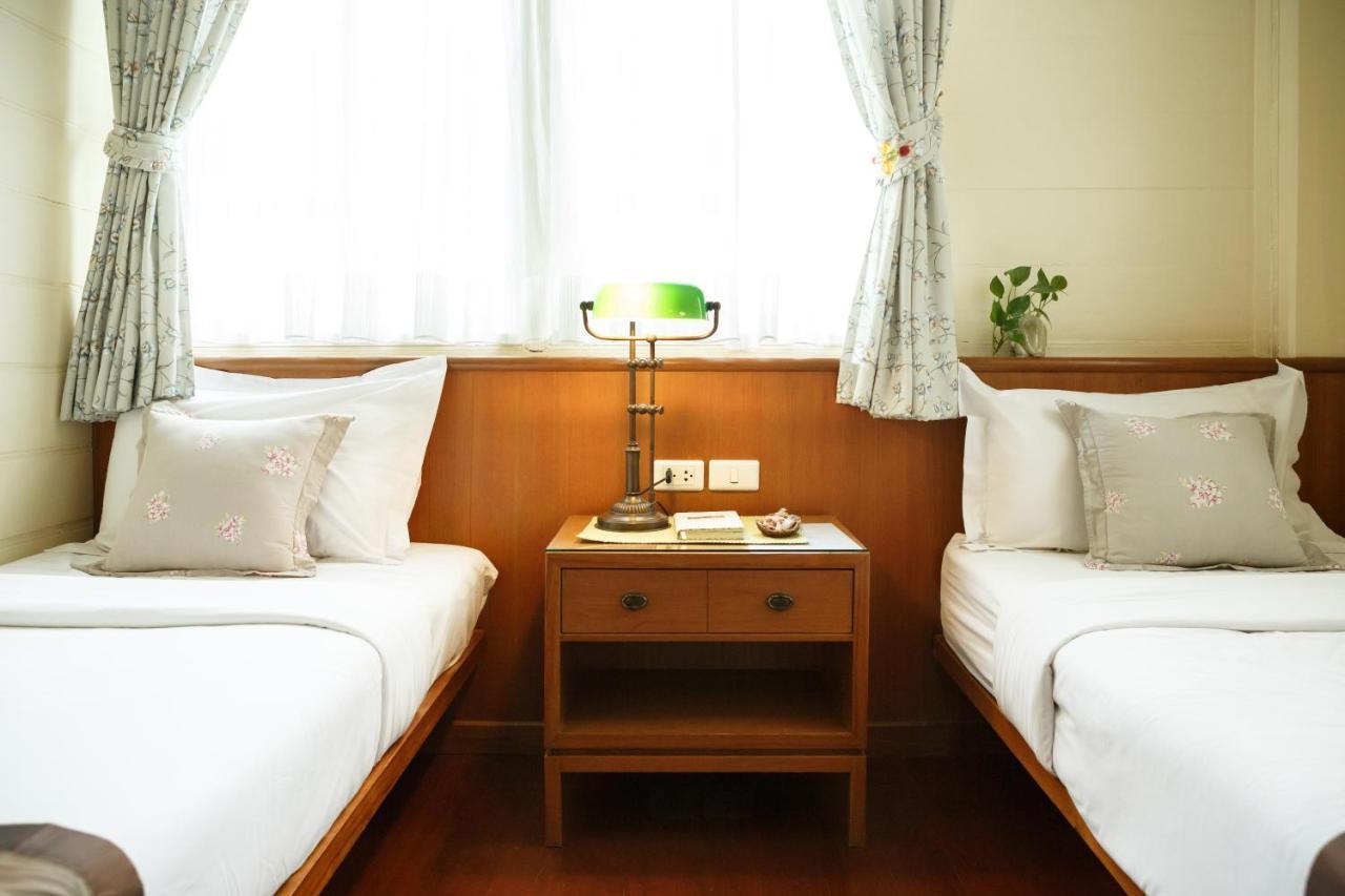 Hostal Baan Dinso *