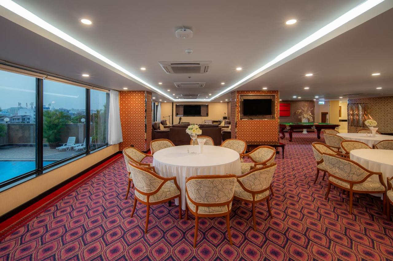Alexander Hotel 5*