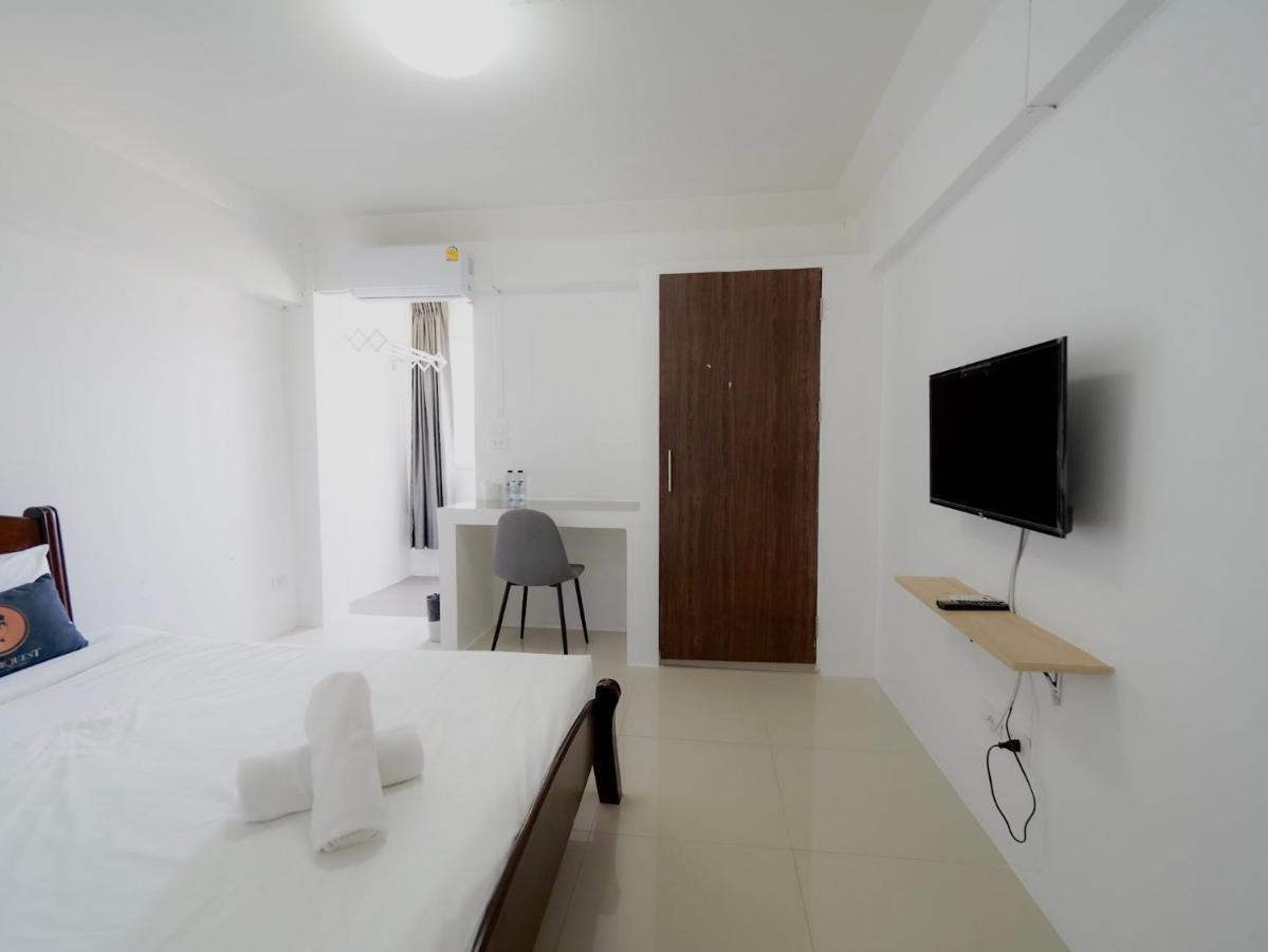 Roomquest Suvarnabhumi Ladkrabang 42 Leilighet *