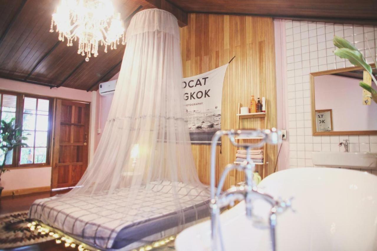 Gasthuis T-house Bkk 2floors Near Bts With Swimming Pool And Free Wifi