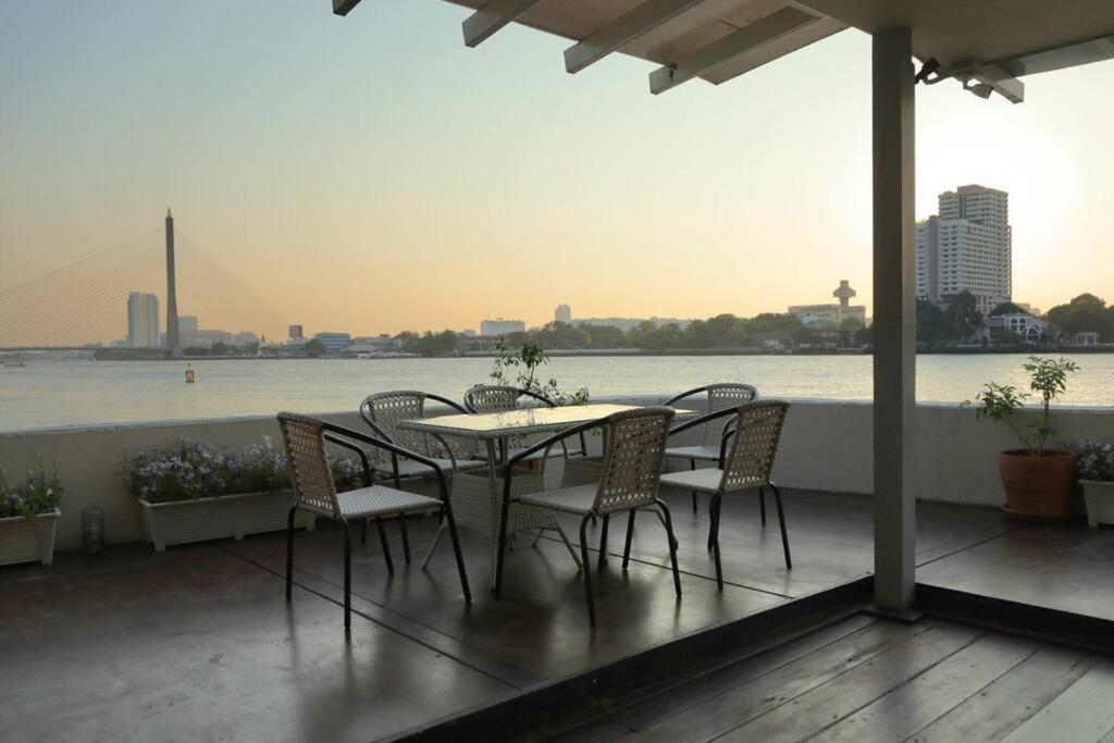 Feriehus Riverfront House/chao Phraya River/baan Rimphraya *