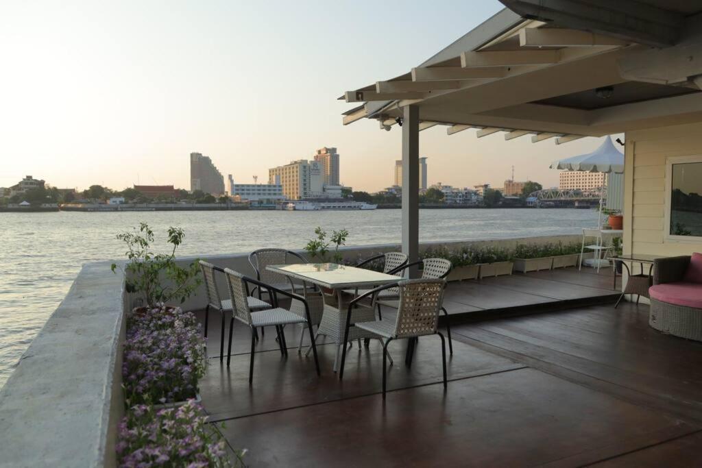 Feriehus Riverfront House/chao Phraya River/baan Rimphraya *