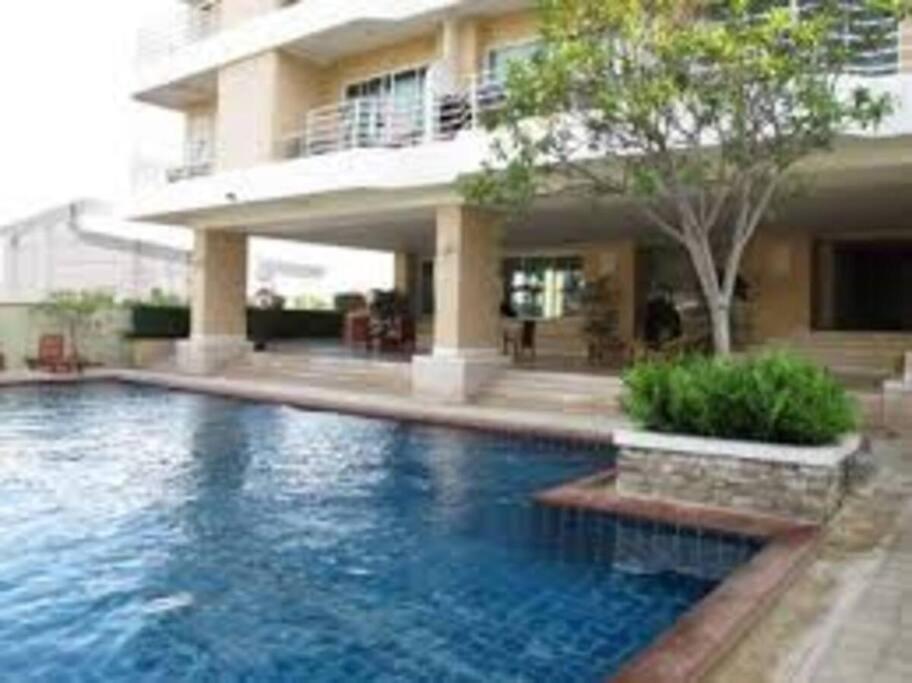 Apartment คอนโดซิตี้ลิฟวิ่ง Mrt ห้วยขวาง *