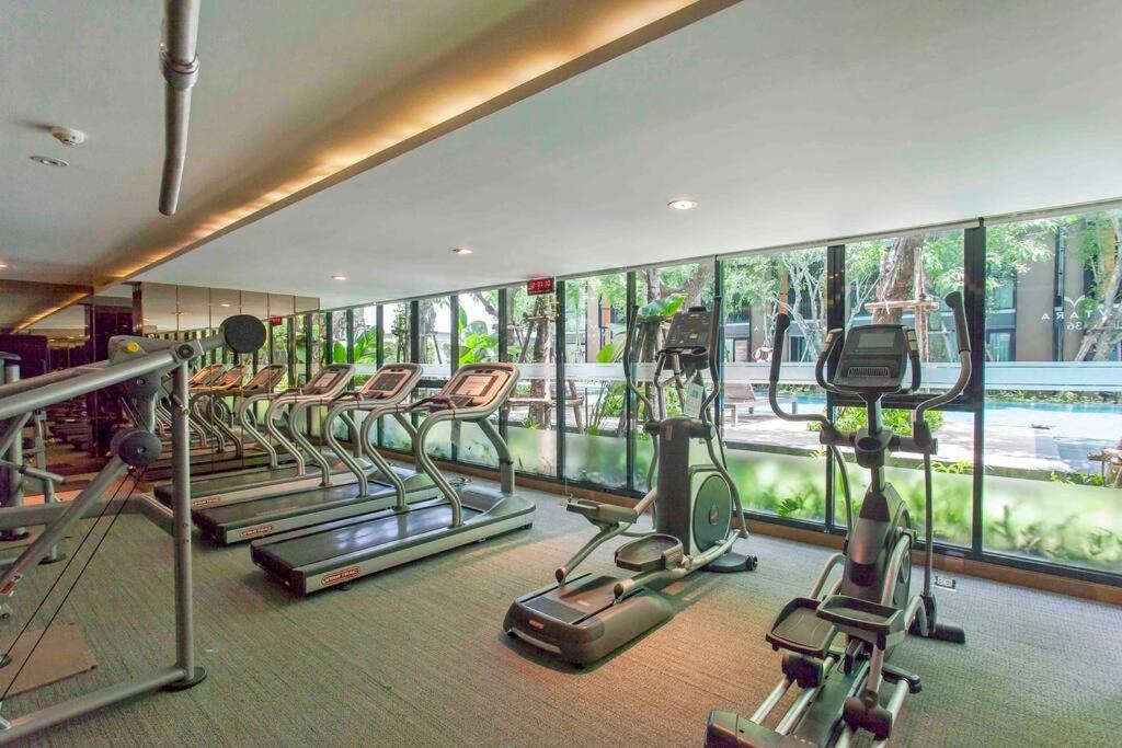 1bedroom King Bed Fast Wifi Gym 00 Big Pool Checkin24h
