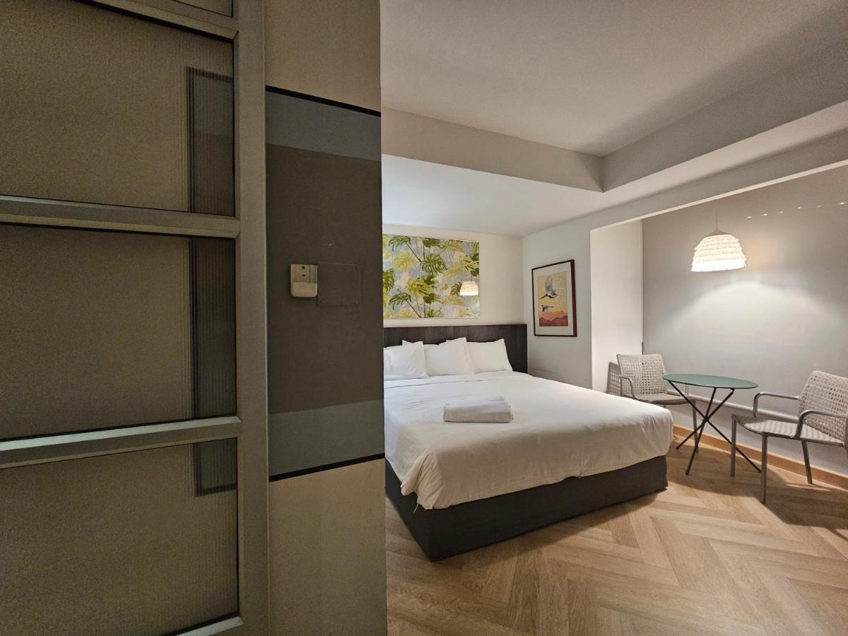 Hotel Somewhere To Escape - Hometel Bangkok