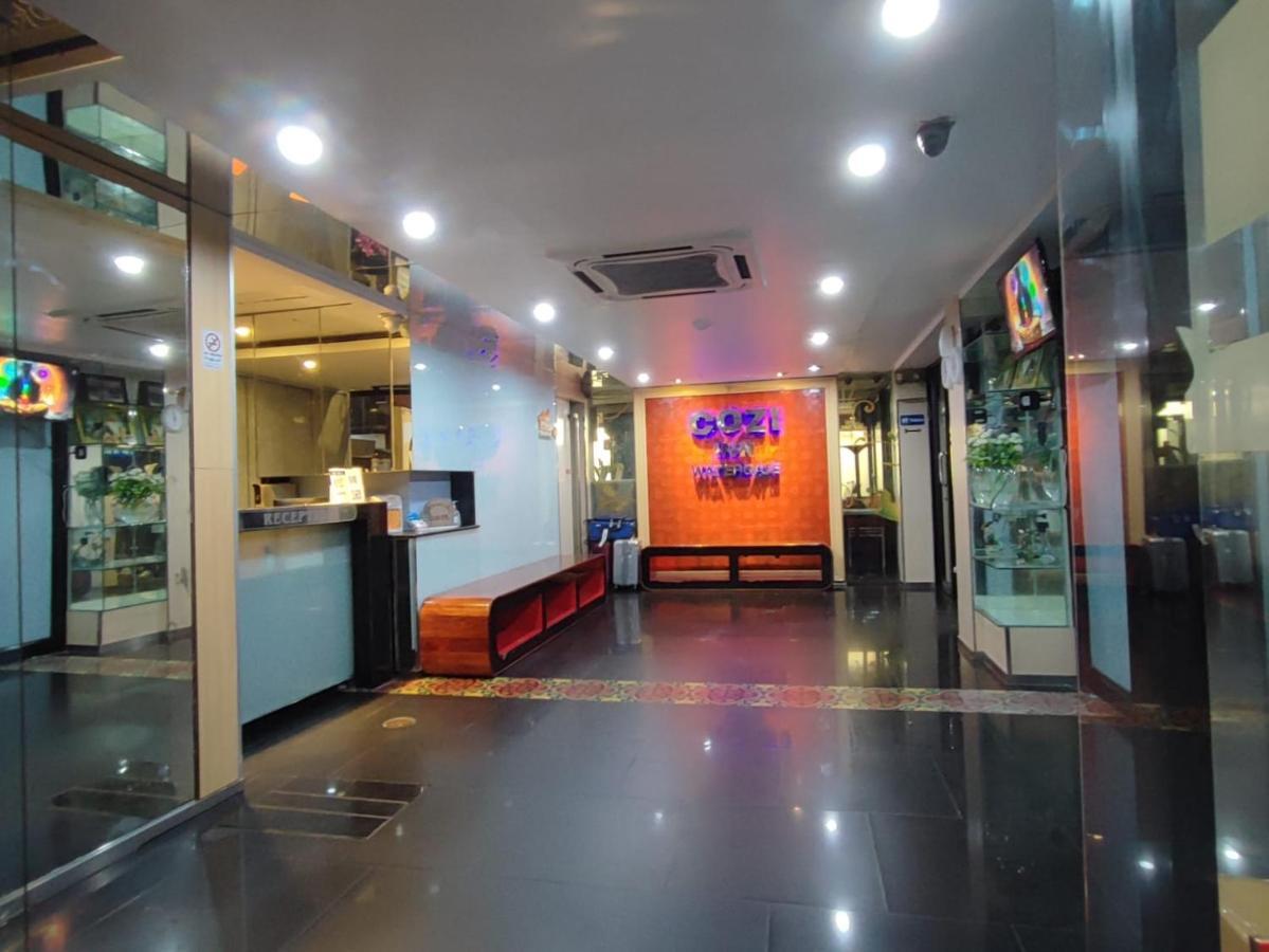 Cozi Hotel, Hotel