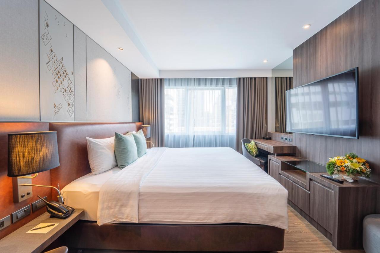 Novotel Living Sukhumvit Legacy Hotel
