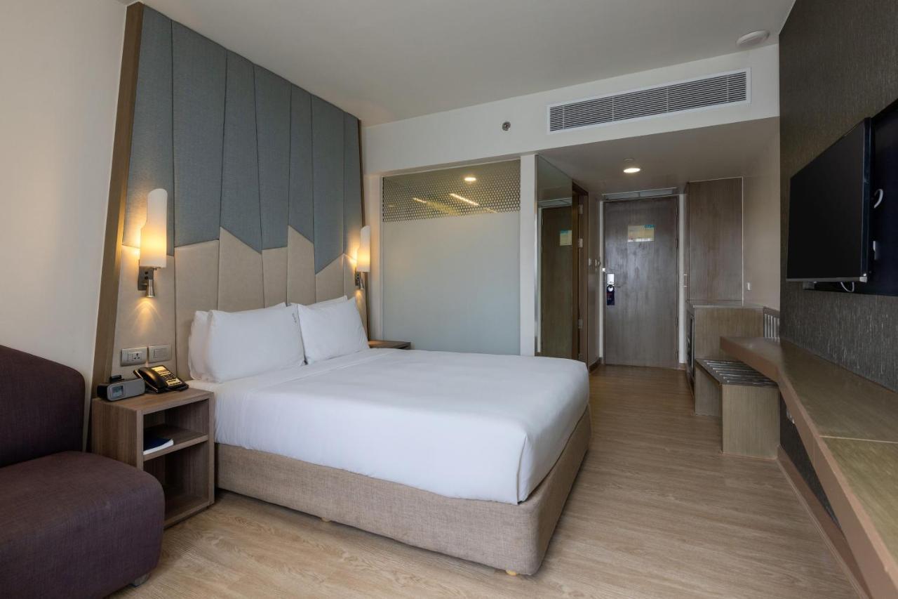 Express Sukhumvit 11 By Ihg Banguecoque