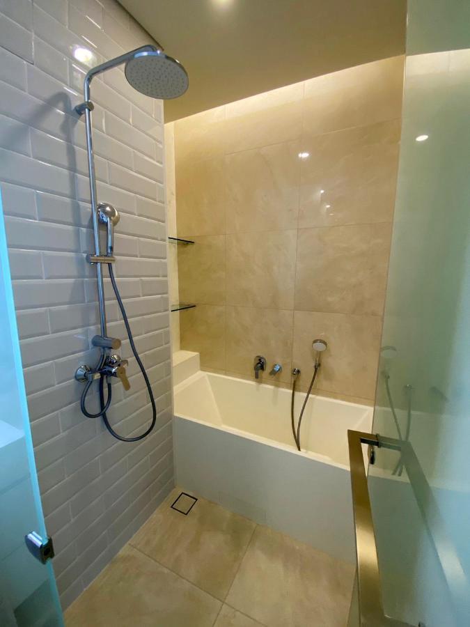 Apartamento 2 Bedroom Luxury 3 Min Walk From Bts Ekkamai Banguecoque
