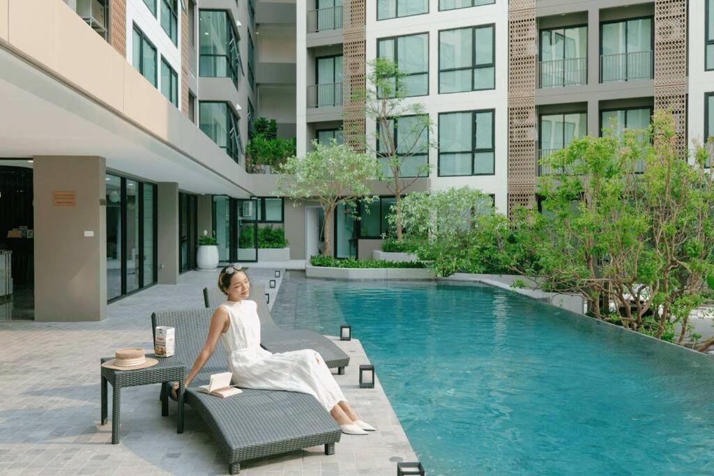 Maxxi Prime Ratchada - Sutthisan Near Jodfair Market Banguecoque