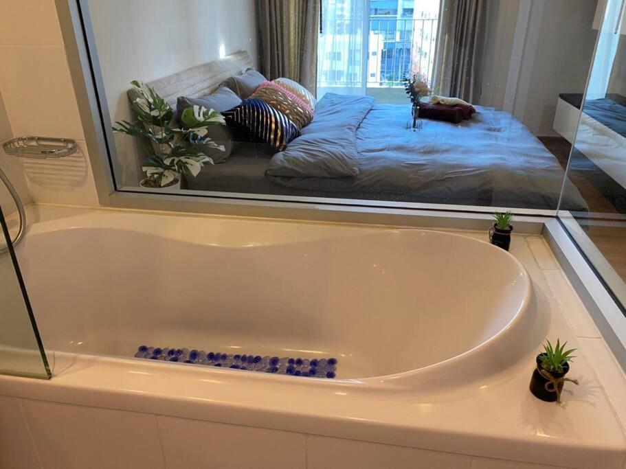 Apartamento Bts Phrom Phomg /sukhumvit Road
