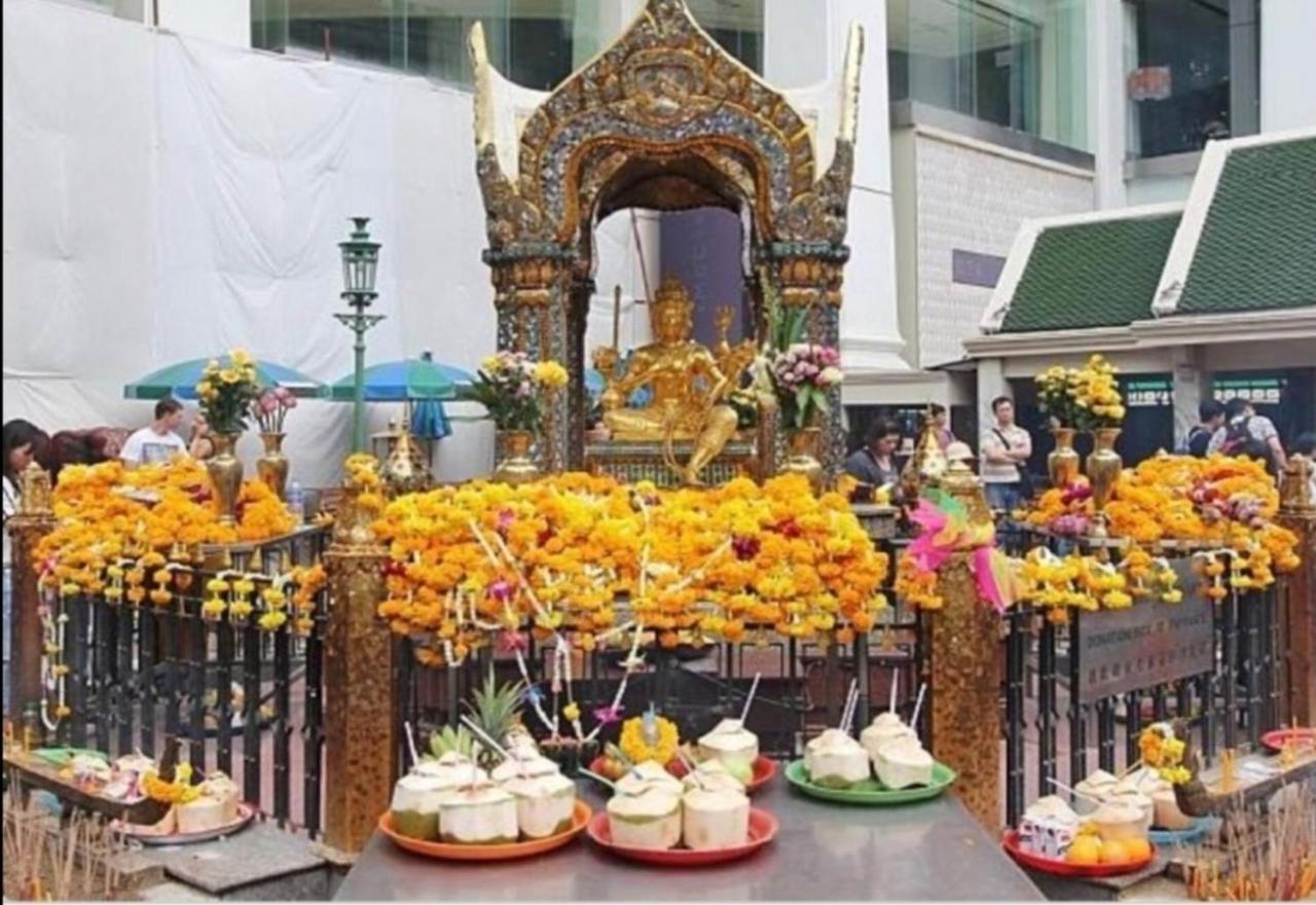 Free Airport Pick Up , 1 Bedroom 4 Mins From Bts Ekkamai Bangkok