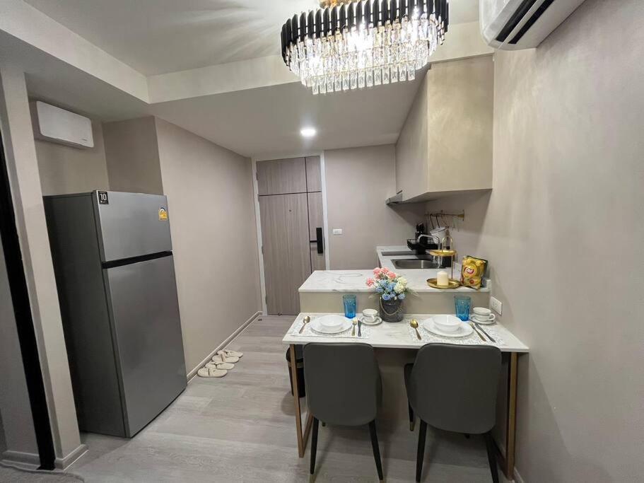 Maxxi Prime Ratchada - Sutthisan Near Jodfair Market