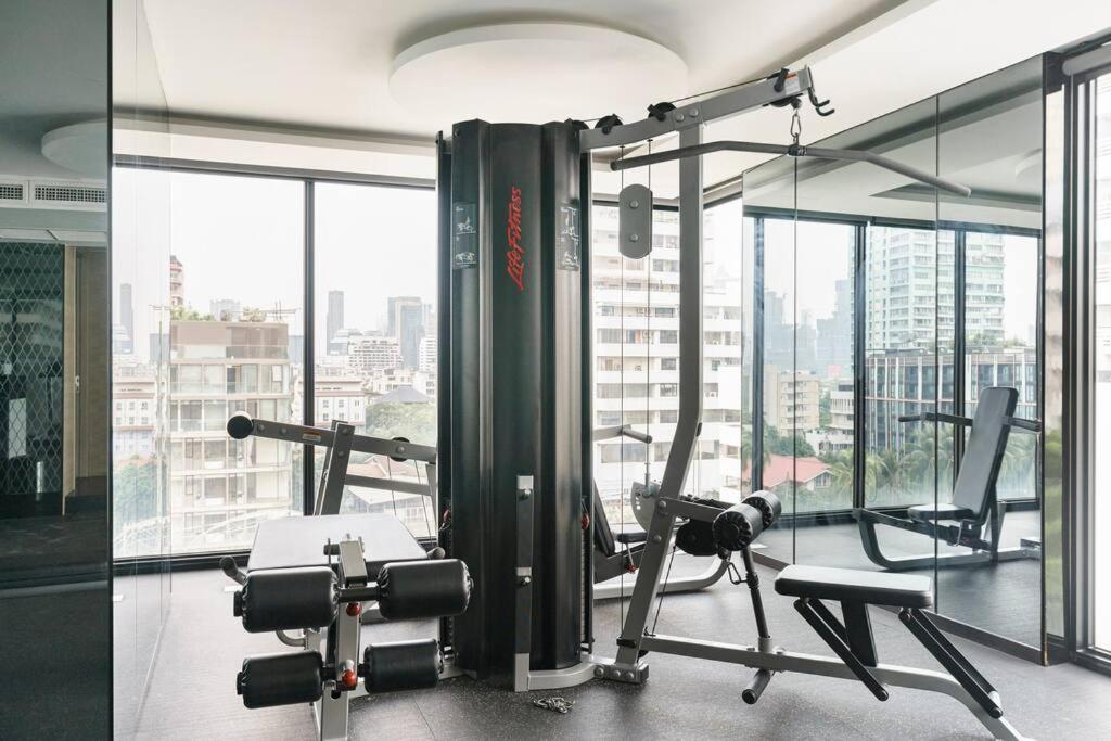 Modern Room,sky Pool, Bts Asok,sukhumvit * Bangkok