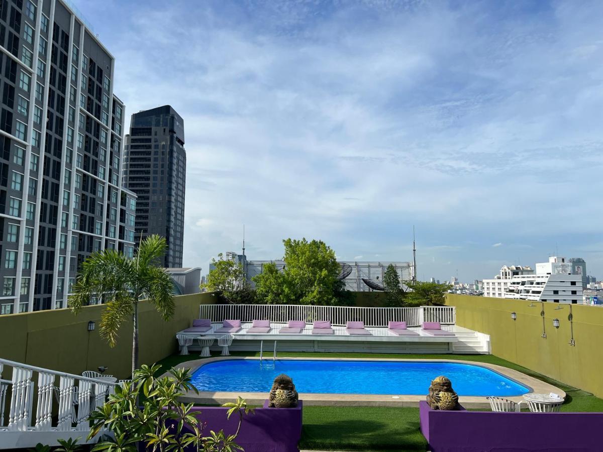 The Victory Residences Hotel