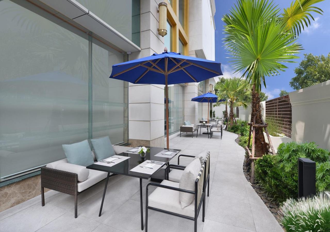 Hotel Centre Point Sukhumvit 10 4*