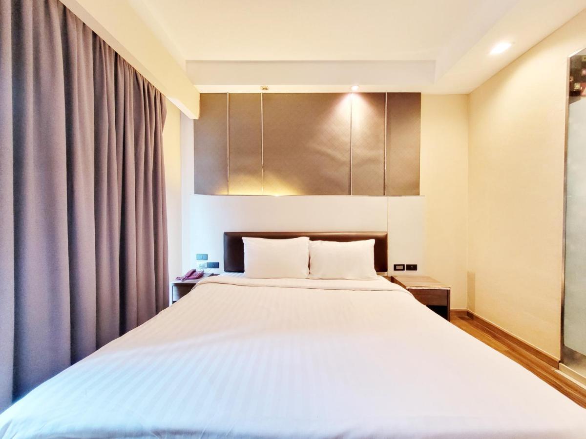 Citin Sukhumvit 11 Nana By Compass Hospitality Khách sạn Bangkok