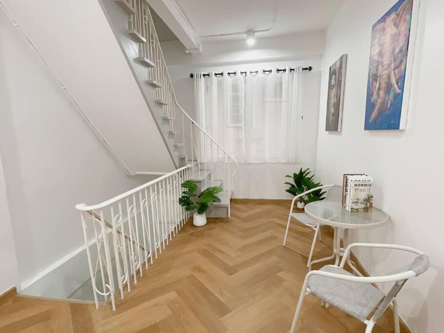 Pangsapuri Unwind In Oldtown, Private Floor, Near Grand Palace