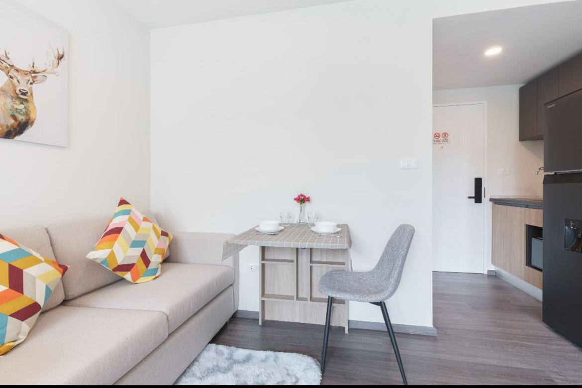 Apartamento 沙吞sathon-charoen Nakhon精品公寓
