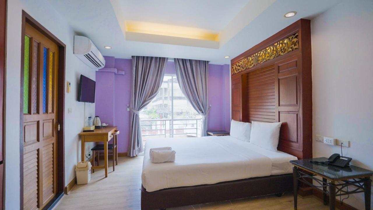 Korbua House Hotel 3*