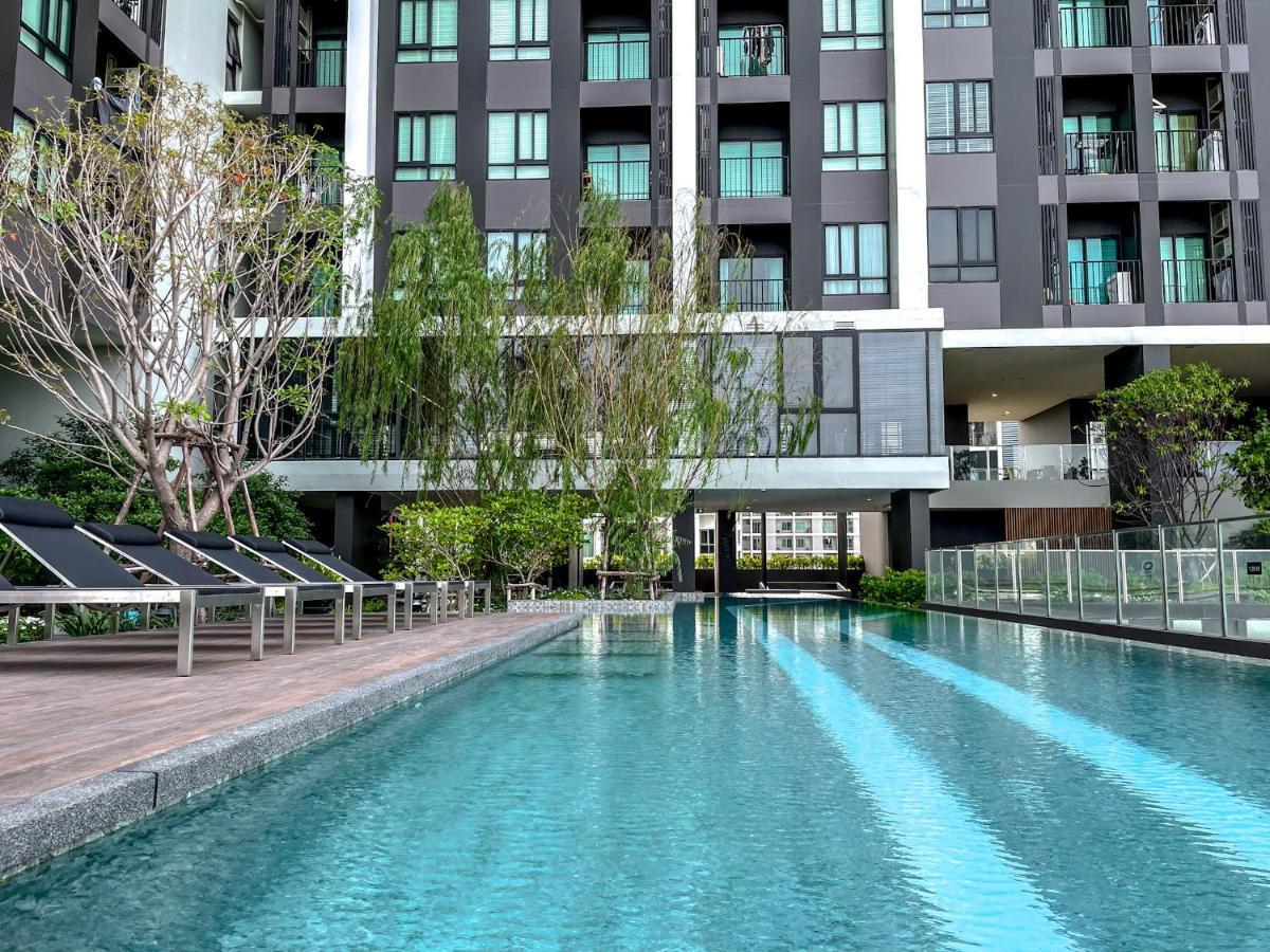 Srinakarin Lasalle 2 Bedroom Apartment *