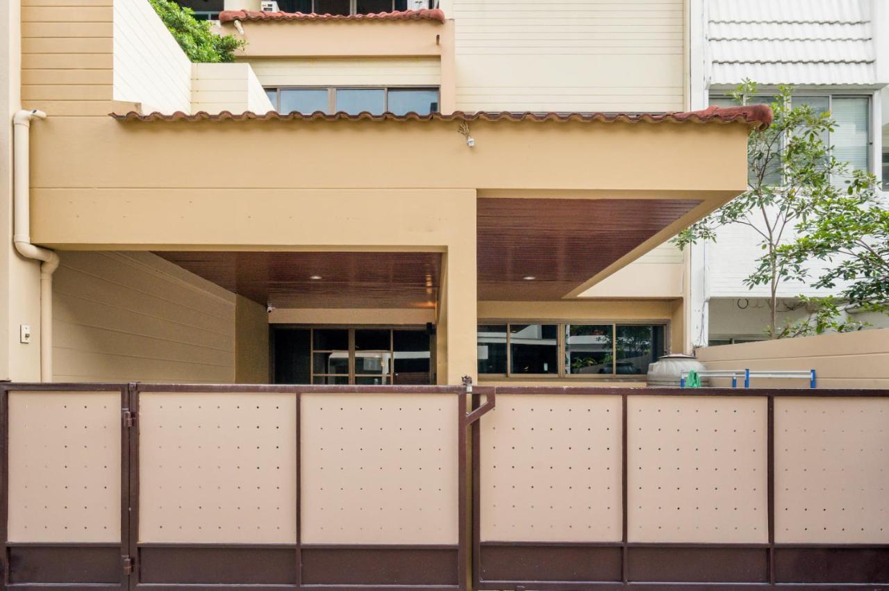 Laid Back Living In A Retro Chic Retreat Appartamento Bangkok