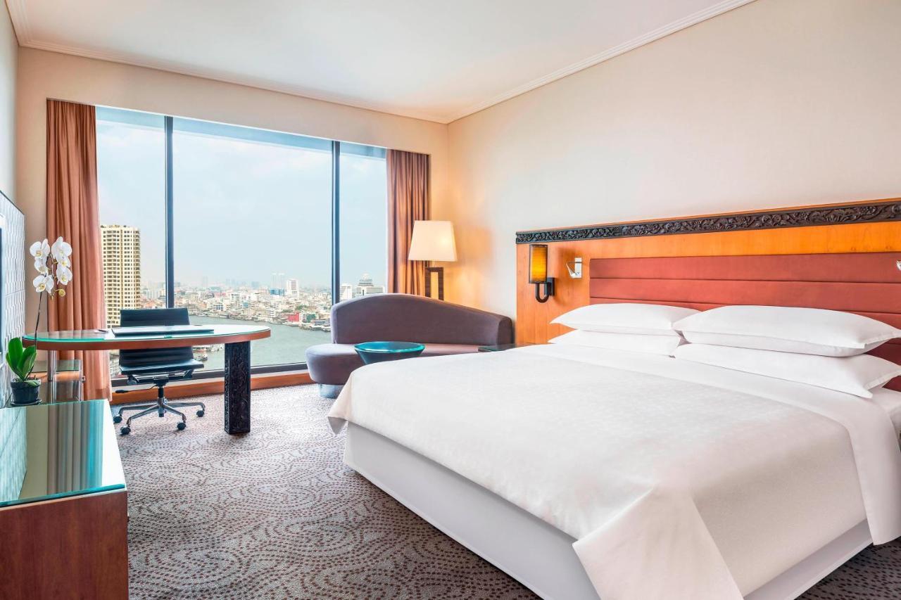 Royal Orchid Sheraton Riverside Hotel