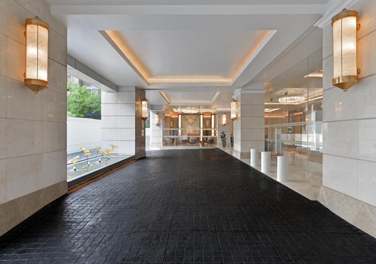 Centre Point Sukhumvit 10 Hotel Bangkok