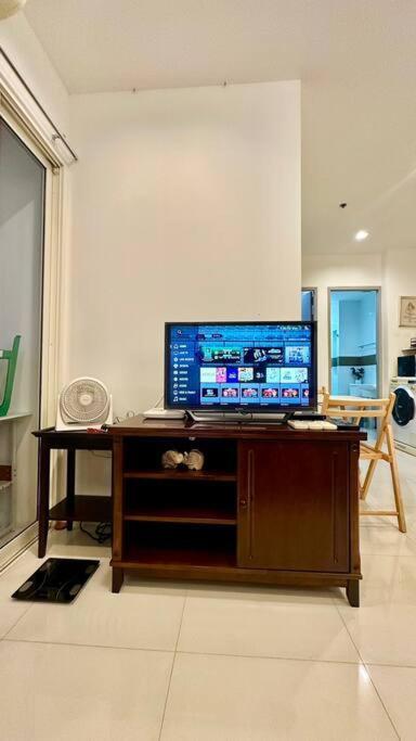 High-class 2bed Skyview Just 1-step From Bts Onnut Apartamento Banguecoque