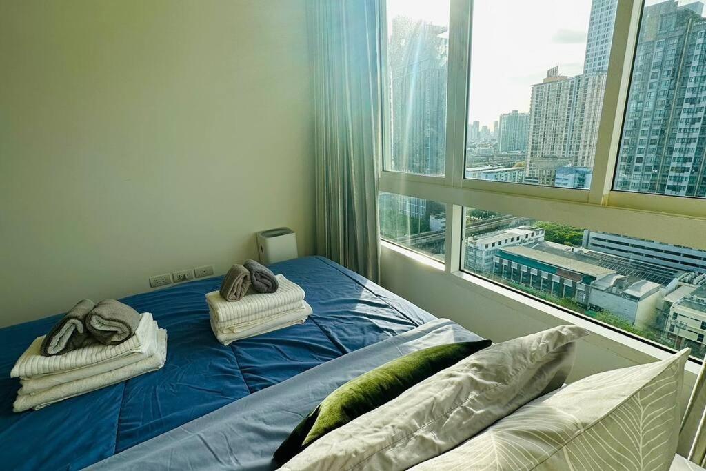 High-class 2bed Skyview Just 1-step From Bts Onnut Apartamento *
