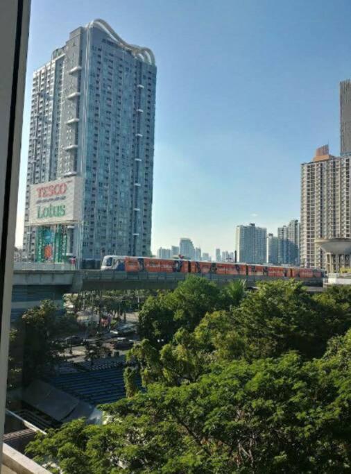 High-class 2bed Skyview Just 1-step From Bts Onnut Apartamento *