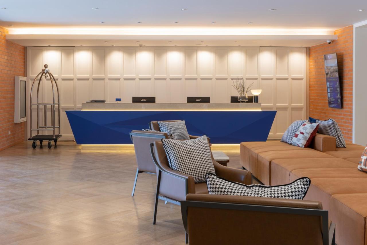 Blue Hippo Hotel 4*