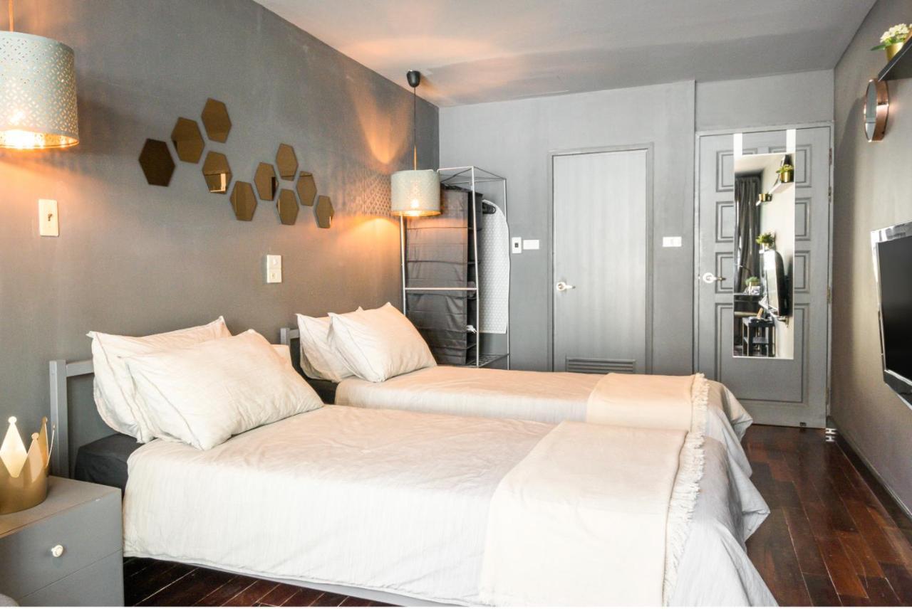 Laid Back Living In A Retro Chic Retreat * Bangkok