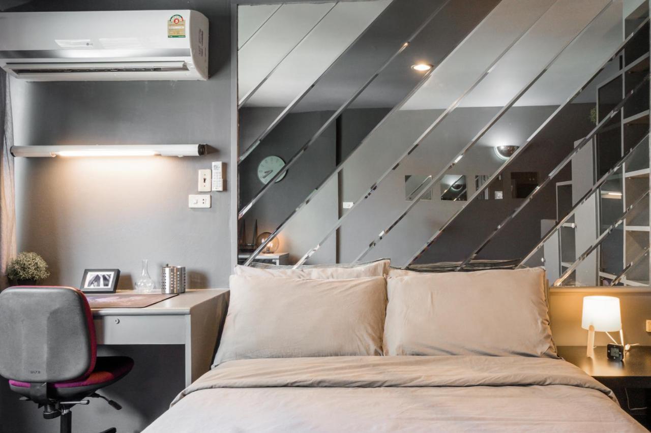 Laid Back Living In A Retro Chic Retreat