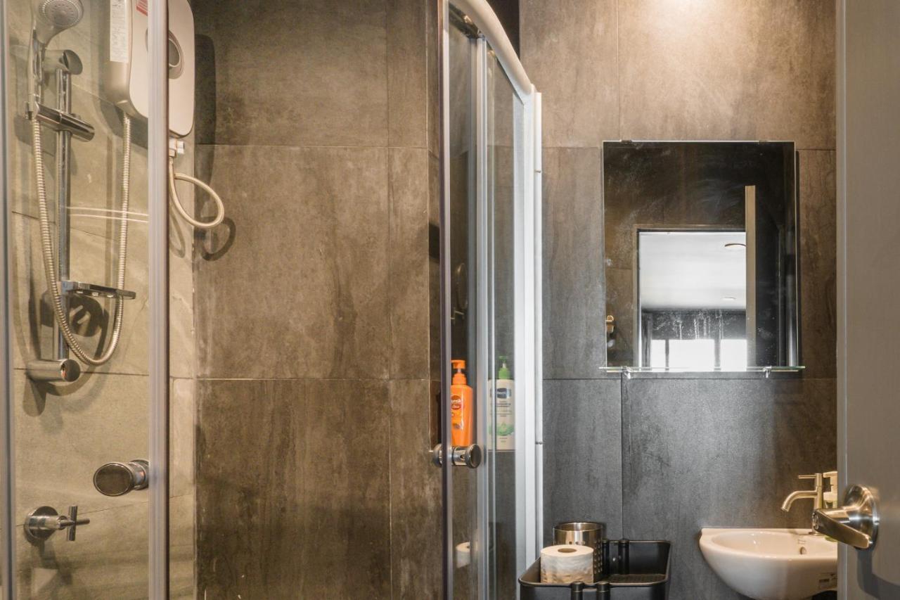 Laid Back Living In A Retro Chic Retreat Appartamento *