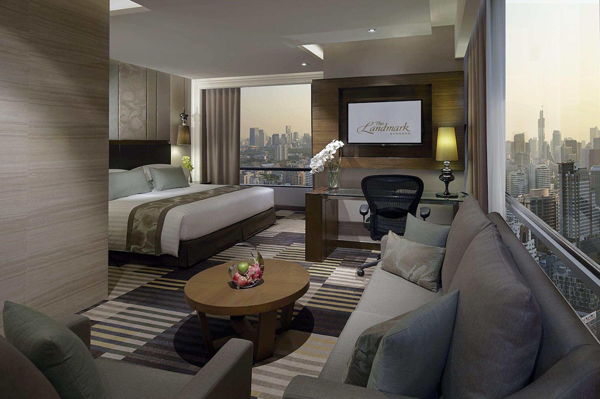 The Landmark 5*
