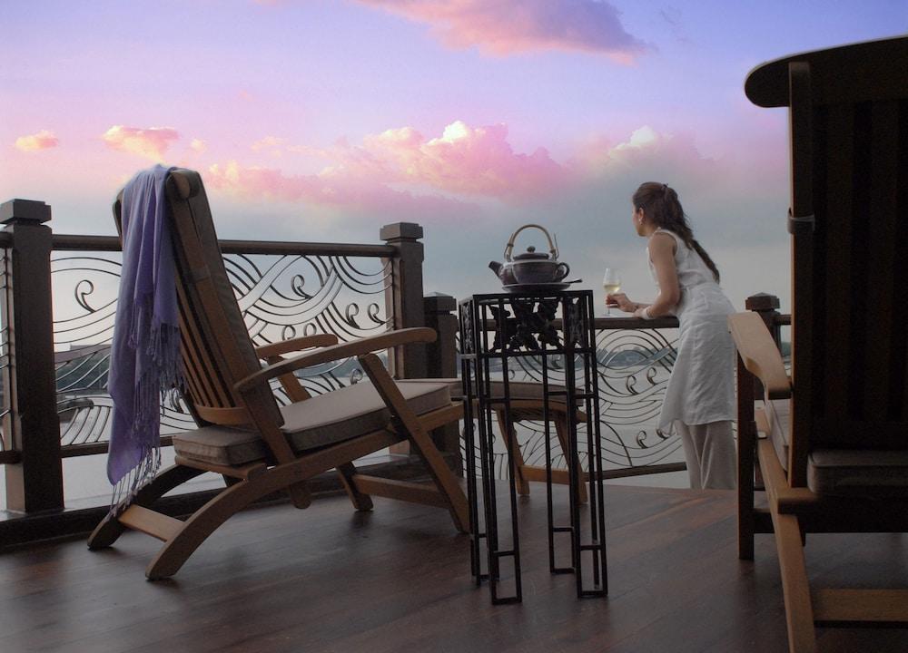 Anantara Riverside - Sha Certified Resort Bangkok