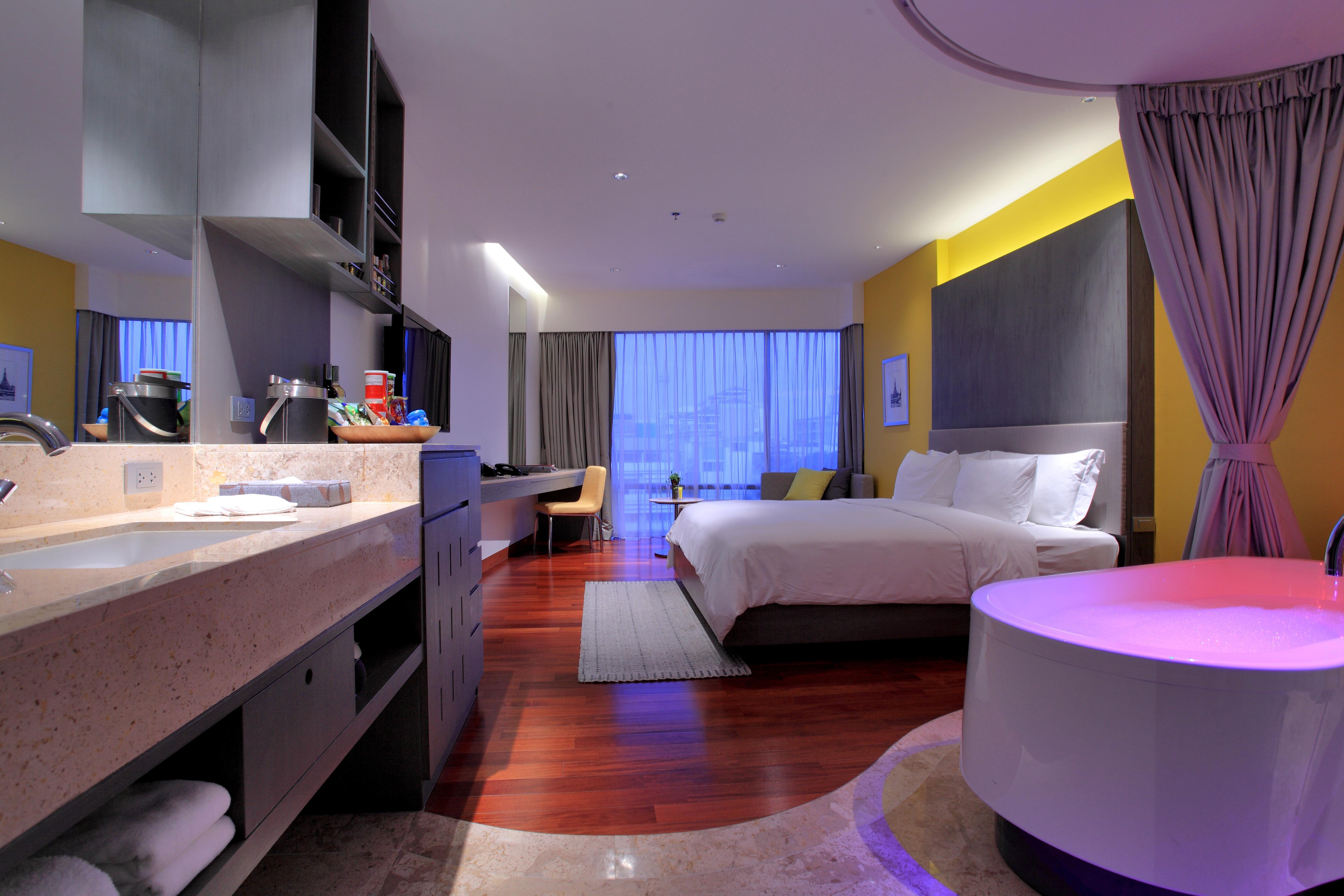 Lit 4* Bangkok