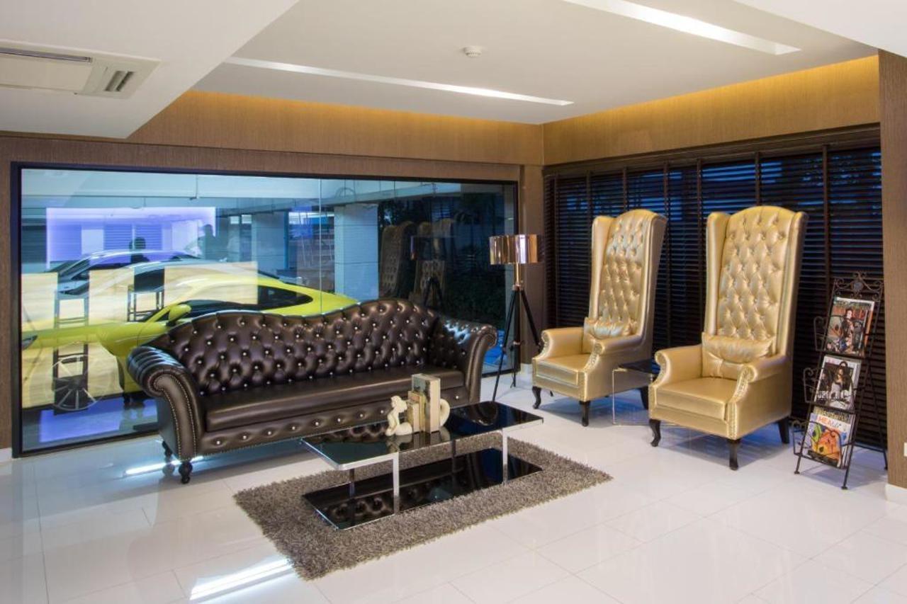 Chateau De Sukhumvit Apartahotel Bangkok
